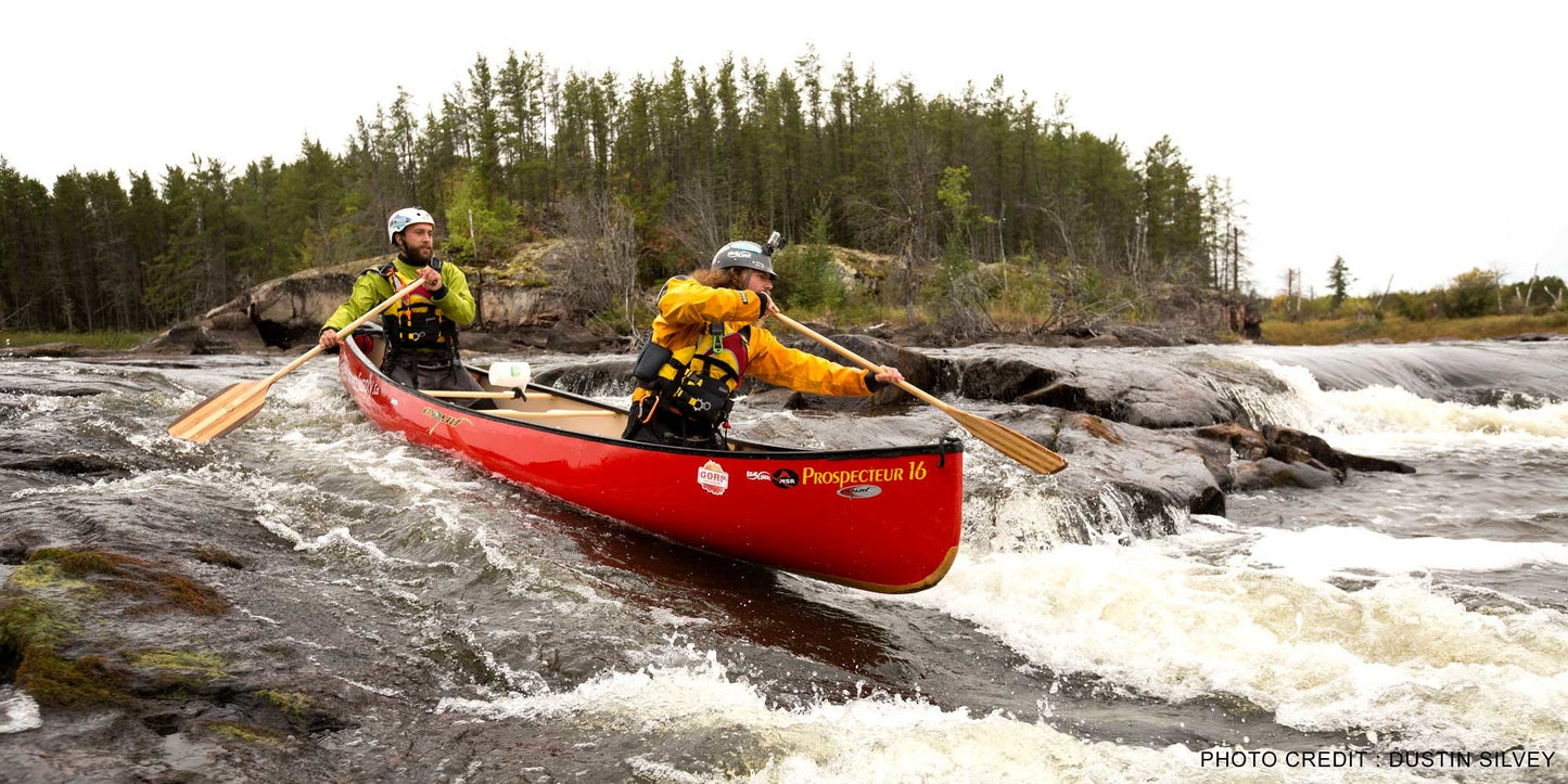 Esquif Canoe T-Formex Prospector 16 with skid plate